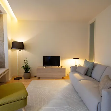 Hébergement de vacances 417 Garden !2 Min To Metro ! 15min Walk To Porto *