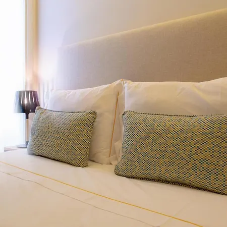 417 Garden !2 Min To Metro ! 15min Walk To Porto